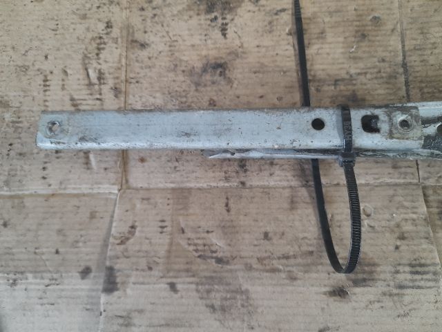 bontott DAEWOO TICO Bal hátsó Ablakemelő Szerkezet (Mechanikus)