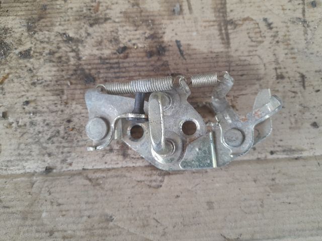 bontott DAEWOO TICO Csomagtérajtó Ütköző