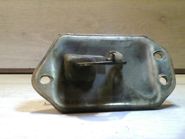 bontott DAEWOO TICO Csomagtérajtó Zárbetét