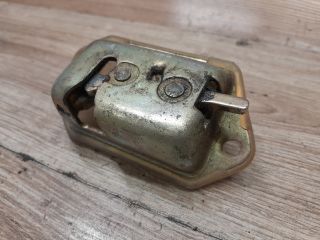 bontott DAEWOO TICO Csomagtérajtó Zárszerkezet