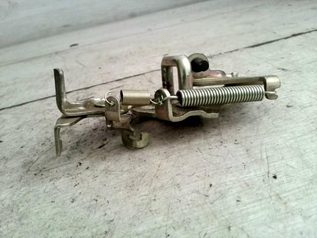 bontott DAEWOO TICO Csomagtérajtó Zárszerkezet