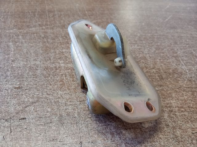 bontott DAEWOO TICO Csomagtérajtó Zárszerkezet