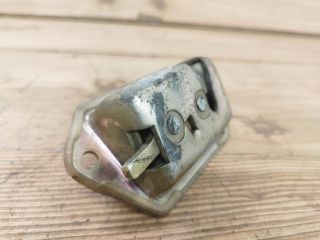 bontott DAEWOO TICO Csomagtérajtó Zárszerkezet