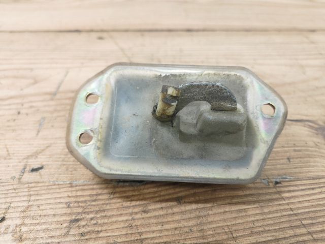 bontott DAEWOO TICO Csomagtérajtó Zárszerkezet