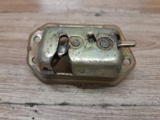 bontott DAEWOO TICO Csomagtérajtó Zárszerkezet