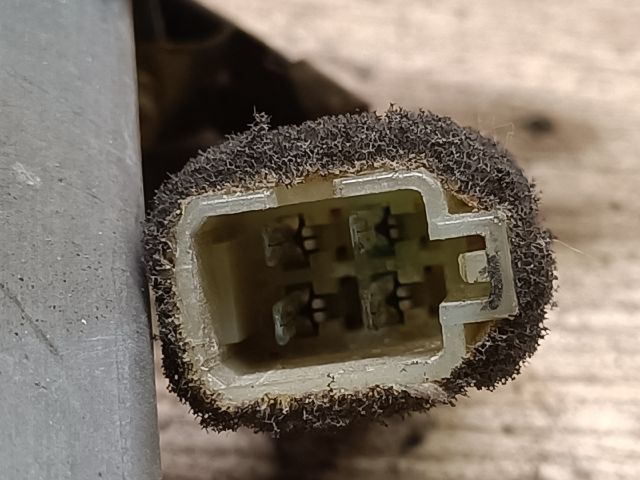 bontott DAEWOO TICO Hátsó Ablaktörlő Motor