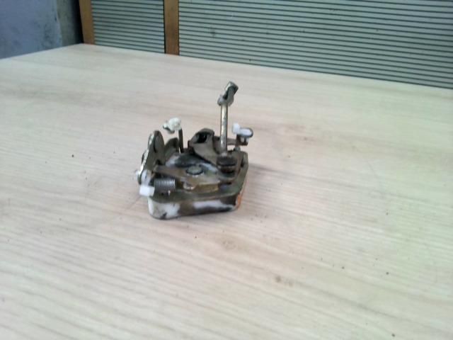 bontott DAEWOO TICO Jobb első Ajtózár