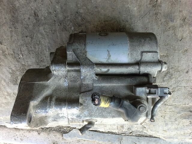 bontott DAIHATSU APPLAUSE Önindító