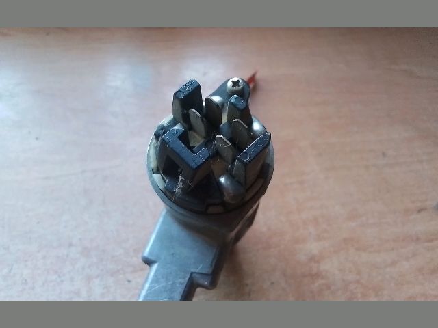 bontott DAIHATSU CHARADE Gyújtáskapcsoló