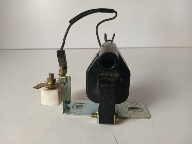 bontott DAIHATSU CHARADE Gyújtótrafó