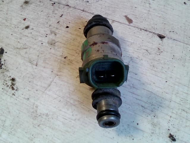 bontott DAIHATSU CHARADE Porlasztó (1 db)