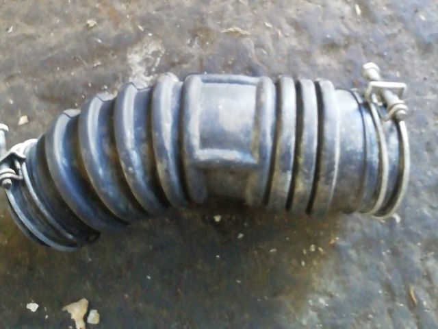 bontott DAIHATSU CHARADE Légbeömlő Cső