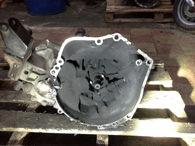 bontott DAIHATSU CHARADE Váltó (Mechanikus)