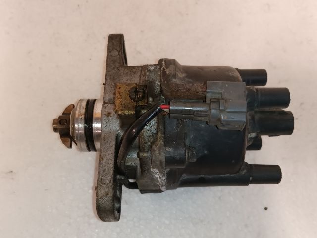 bontott DAIHATSU CHARADE Gyújtáselosztó