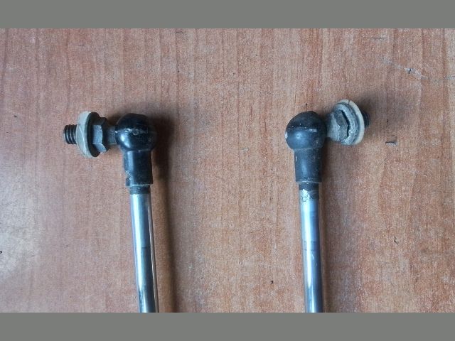 bontott DAIHATSU CHARADE Gázrugós Kitámasztó Teleszkóp Pár Csomagtérajtó