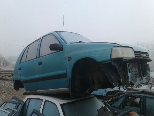 bontott DAIHATSU CHARADE Jobb első Ablak