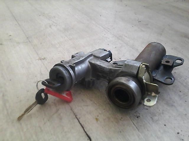 bontott DAIHATSU CUORE Gyújtáskapcsoló