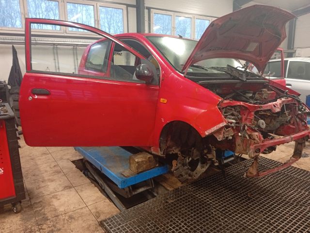 bontott DAIHATSU CUORE Bal első Csonkállvány Kerékaggyal