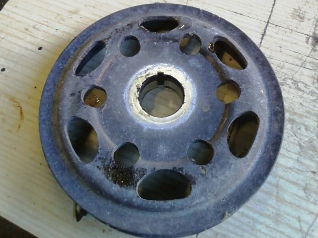 bontott DAIHATSU CUORE Főtengely Szíjtárcsa