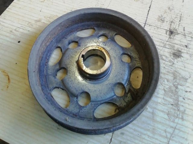 bontott DAIHATSU CUORE Főtengely Szíjtárcsa