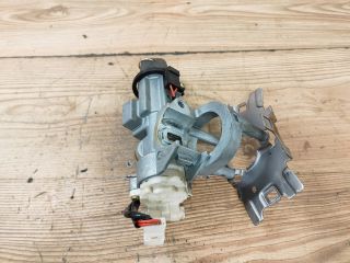 bontott DAIHATSU CUORE Gyújtáskapcsoló Házzal