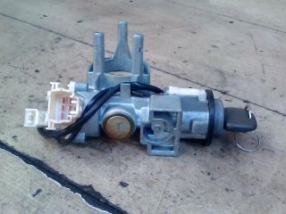 bontott DAIHATSU CUORE Gyújtáskapcsoló