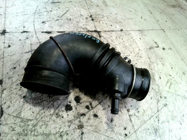 bontott DAIHATSU CUORE Légbeömlő Cső