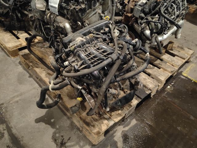 bontott DAIHATSU CUORE Komplett Motor (Segédberendezésekkel)