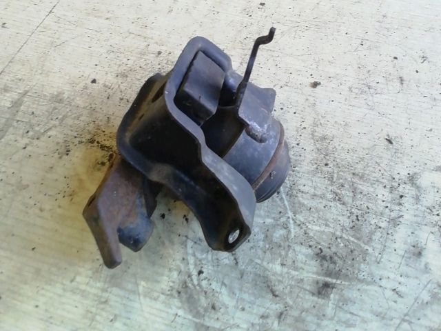 bontott DAIHATSU CUORE Motor Tartó Bak Jobb