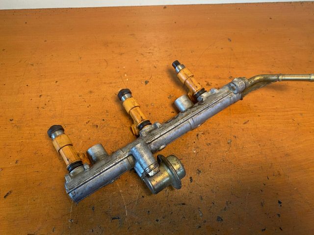 bontott DAIHATSU CUORE Porlasztó (1 db)