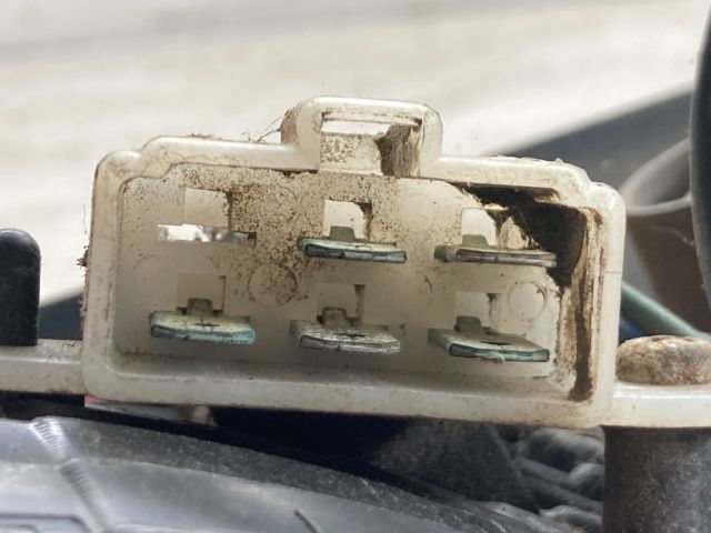 bontott DAIHATSU CUORE Bal Hátsó Lámpa