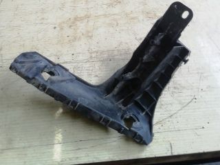 bontott DAIHATSU CUORE Bal hátsó Oldal Lökhárító Tartó (Műanyag)