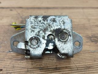 bontott DAIHATSU CUORE Csomagtérajtó Zárszerkezet