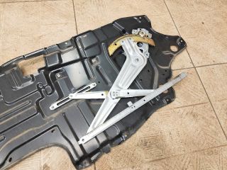 bontott DAIHATSU CUORE Jobb első Ablakemelő Szerkezet (Mechanikus)
