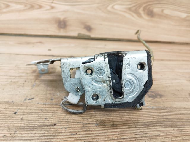 bontott DAIHATSU CUORE Jobb első Ajtózár