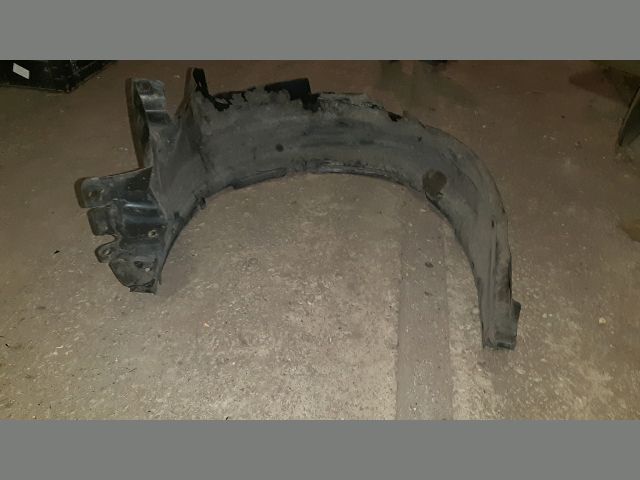 bontott DAIHATSU CUORE Jobb első Első Dobbetét (Kerékjárati, Műanyag)