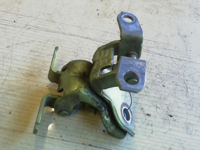 bontott DAIHATSU CUORE Jobb első Zsanér