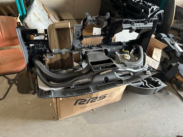 bontott DAIHATSU CUORE Műszerfal Héj