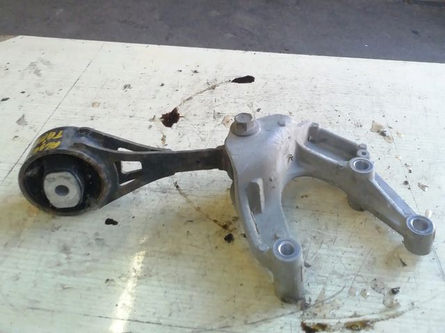 bontott DAIHATSU CUORE Tartó Bak