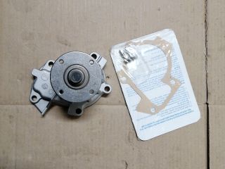 bontott DAIHATSU FEROZA Vízpumpa