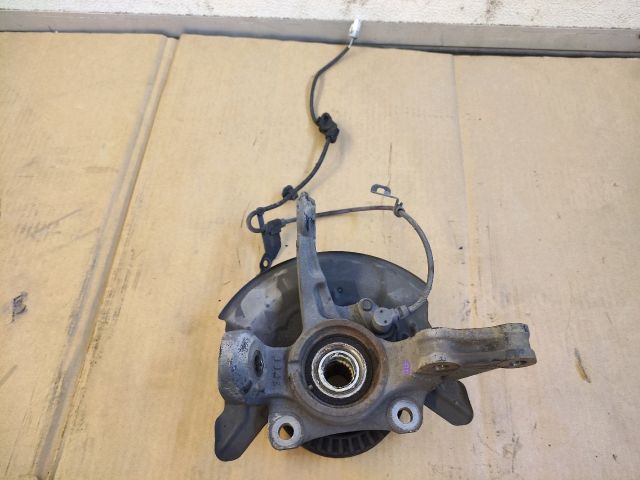 bontott DAIHATSU MATERIA Bal első Csonkállvány Kerékaggyal