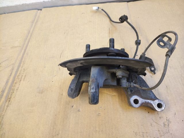 bontott DAIHATSU MATERIA Bal első Csonkállvány Kerékaggyal