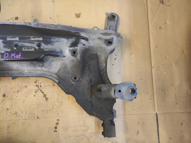 bontott DAIHATSU MATERIA Első Bölcső