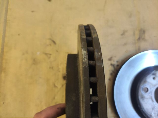 bontott DAIHATSU MATERIA Első Pár Féktárcsa