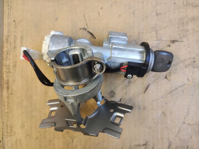 bontott DAIHATSU MATERIA Gyújtáskapcsoló Házzal