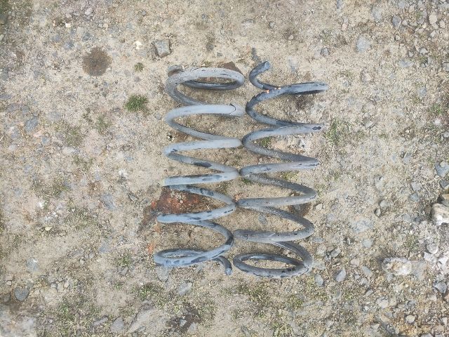 bontott DAIHATSU MATERIA Hátsó Rugó Pár