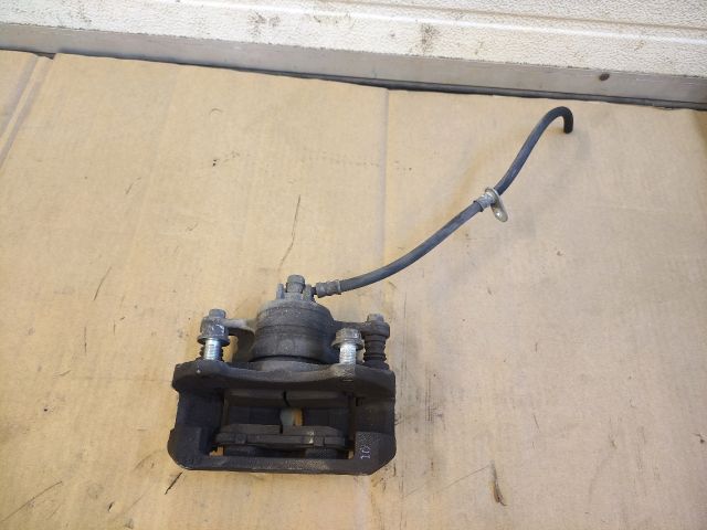 bontott DAIHATSU MATERIA Jobb első Féknyereg Munkahengerrel