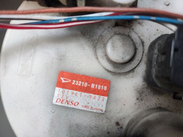 bontott DAIHATSU MATERIA Üzemanyagszint Jeladó