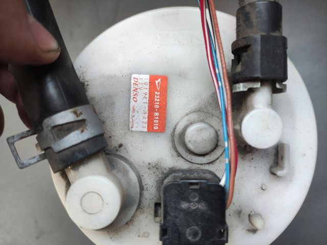 bontott DAIHATSU MATERIA Üzemanyagszint Jeladó