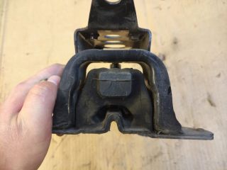 bontott DAIHATSU MATERIA Váltó Tartó Bak (Pozíciófüggetlen)